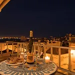 Sea View With Balcony 2 Mins From In Old Town Apartment
