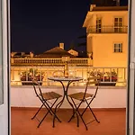 Sea View With Balcony 2 Mins From In Old Town Apartment Cascais