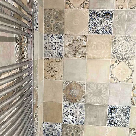 Διαμέρισμα Sea View With Balcony 2 Mins From In Old Town