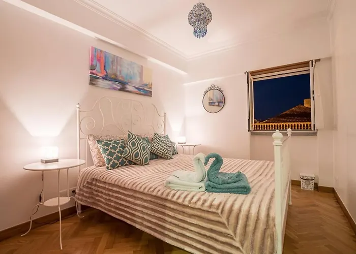 Sea View With Balcony 2 Mins From In Old Town *